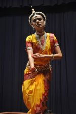 Giaa Singh rehearses Odissi dance in Mumbai on 3rd Oct 2013 (29).JPG